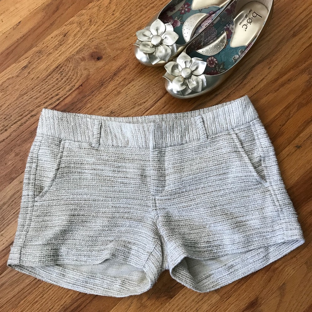 Banana Republic cream and gold shorts